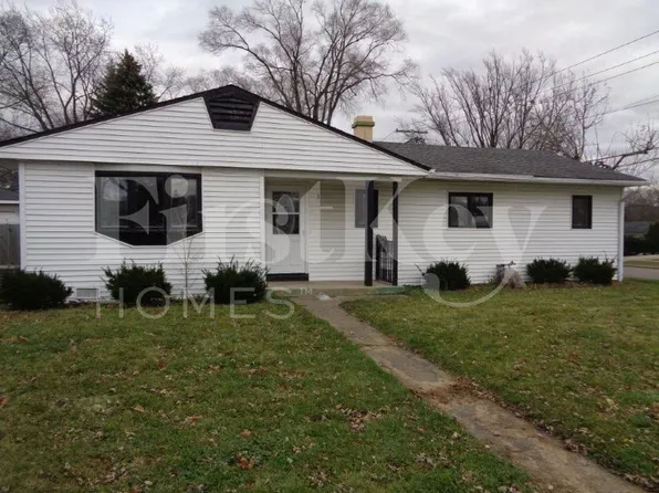 1 Birch St, Carpentersville, IL 60110