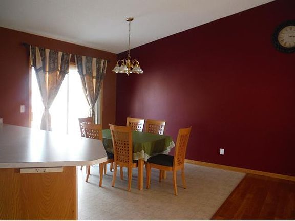 4th image of 9148 Fallon Dr NE