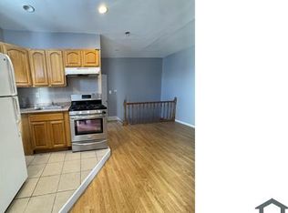 939 Van Duzer St #2, Staten Island, NY 10304