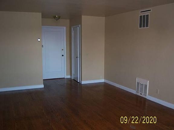 2nd image of 4325 Beresford St APT 1