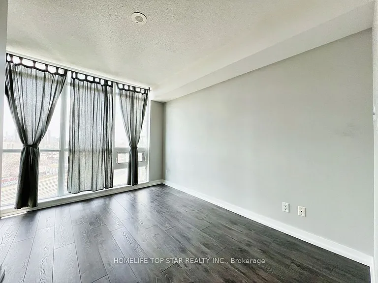 1171 NW Queen St W #913 — Photo 28
