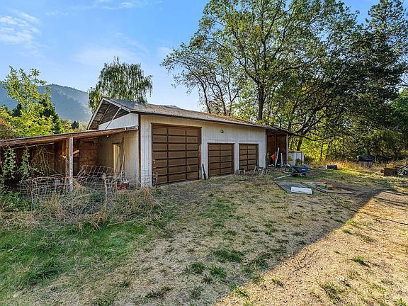 5th image of 355 Cheslock Rd