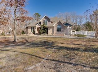 8 Ranch Blvd, Manahawkin, NJ 08050