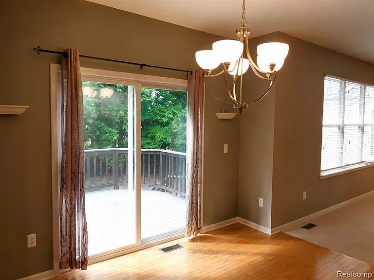 29377 Whistler Dr — Photo 13