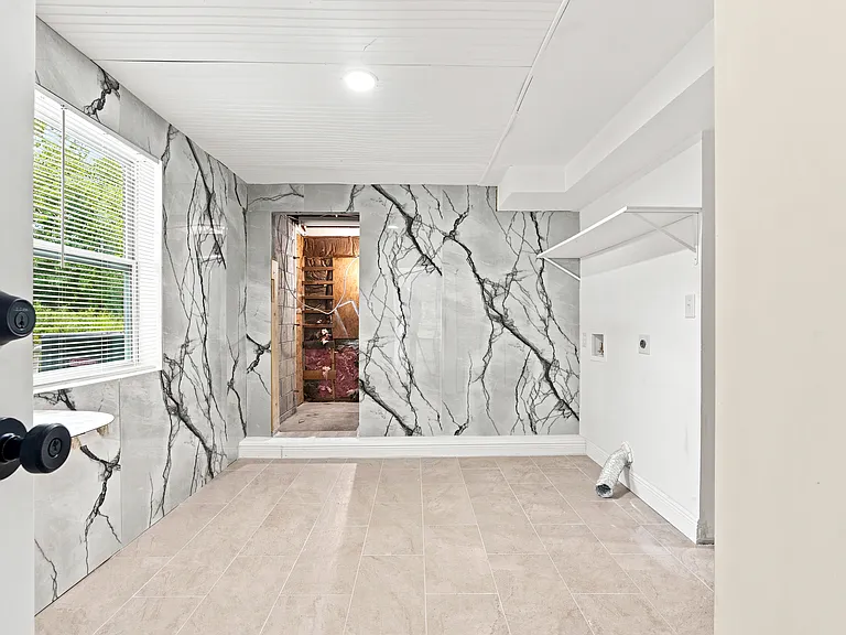 1704 Paine Ave — Photo 25