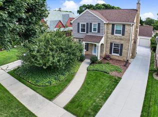 2520 Lefeber AVENUE, Wauwatosa, WI 53213