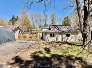 550 Pinedale Rd, Gravenhurst, ON P1P1M1