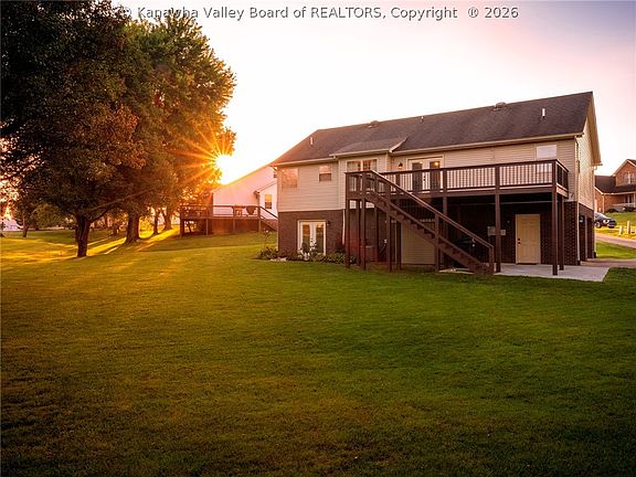 2nd image of 106 Woodline Dr