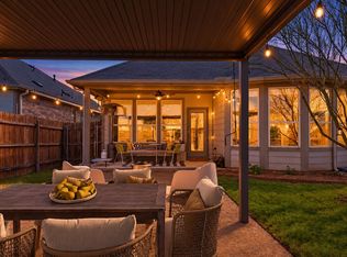 1001 McCormick Cv, Hutto, TX 78634