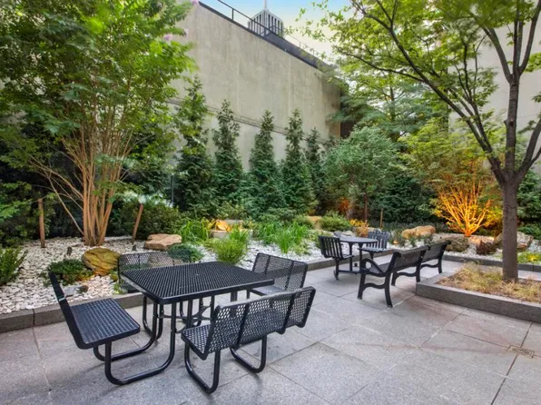 845 United Nations Plaza image 46 of 50