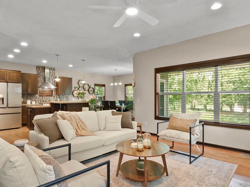 1st image of 5 Cedarberry Cir