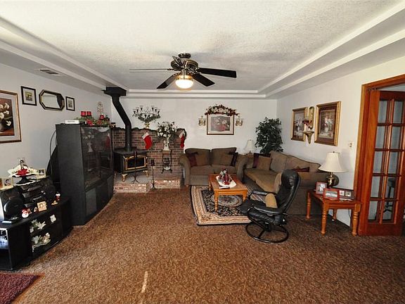 4th image of 4545 N Hughes Ave