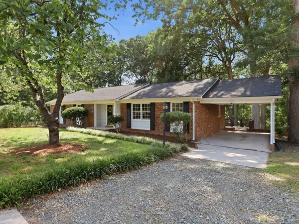 5825 Ridgeview Rd, Durham, NC 27712