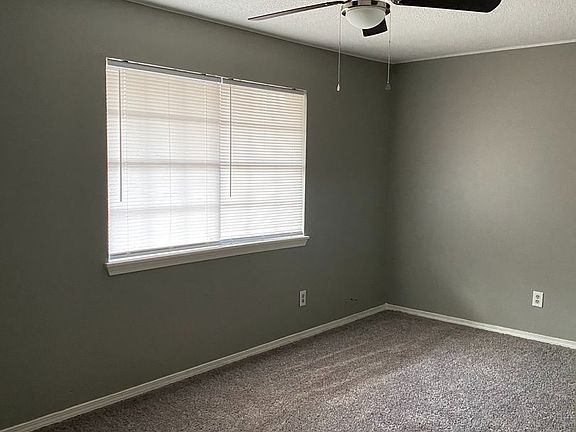 5th image of 1911 S El Paso Ave APT 27