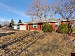 310 Dillon Ave, Mankato, MN 56001