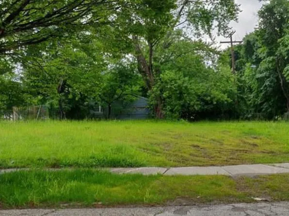 4235 E 110th St, Cleveland, OH 44105