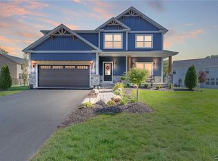 3380 Hickory Knoll Ln, Baldwinsville, NY