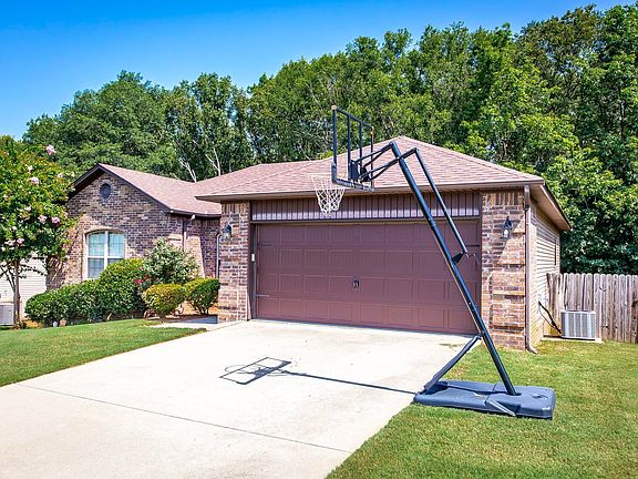 2nd image of 30 Birchwood Dr