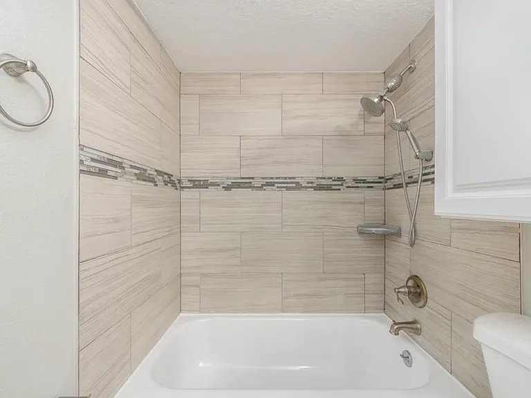7246 E Bank Dr — Photo 16