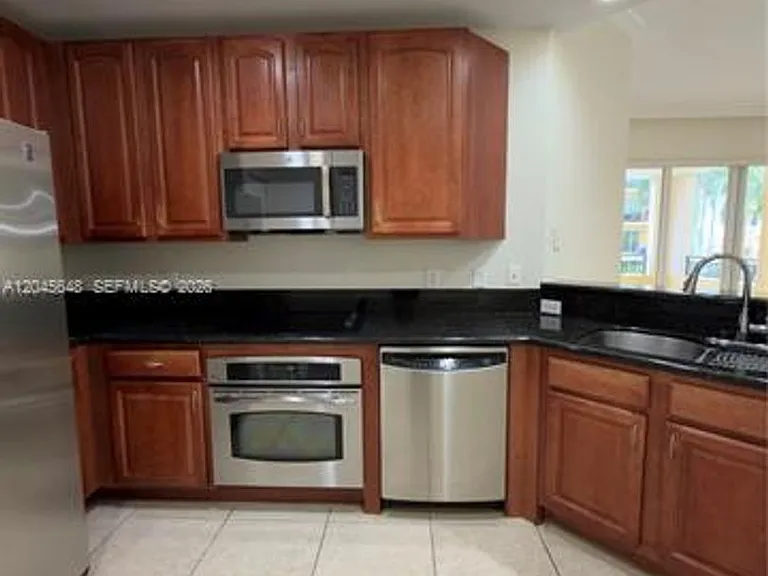 16100 Emerald Estates Dr #CU-281 — Photo 11
