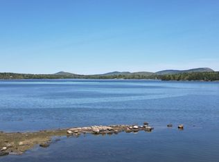 3 Billings Cove Rd, Franklin, ME 04634