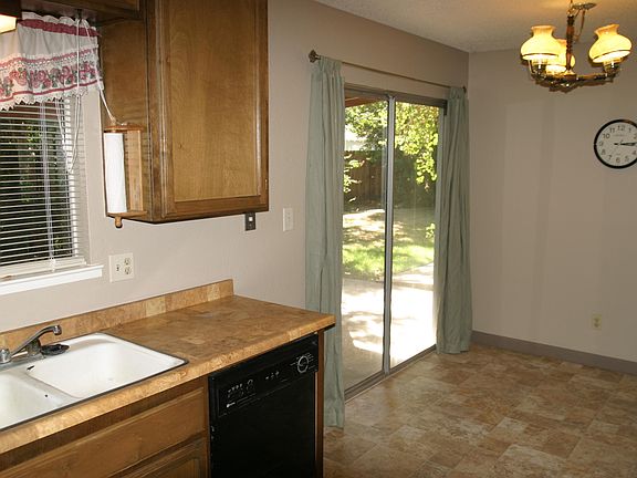 2nd image of 4708 Jimbo Ct