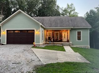 19 Lost Creek Rd NW, New Salisbury, IN 47161