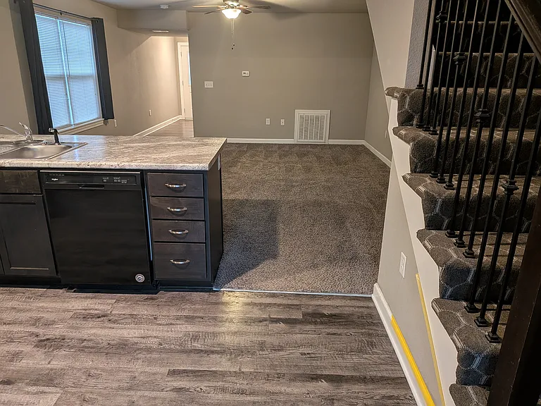 809 Markey Pl — Photo 5