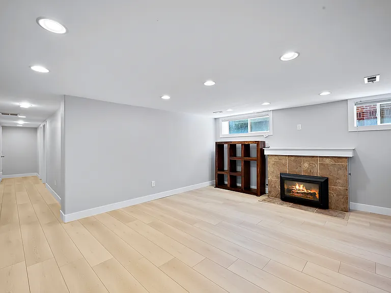 4524 Decatur St — Photo 23