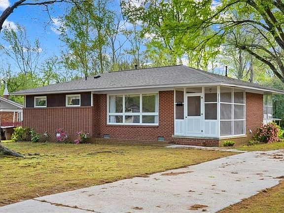 3rd image of 2705 Wynnewood Dr