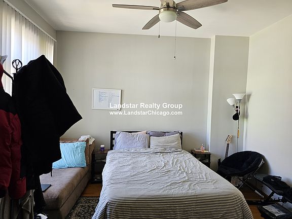 4th image of 1427 N Wood St APT 3F