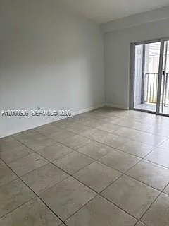Vista Trace 8 Condo — Photo 4