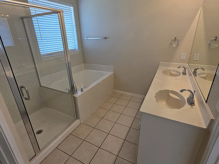 1 Sable Creek Blvd — Photo 11
