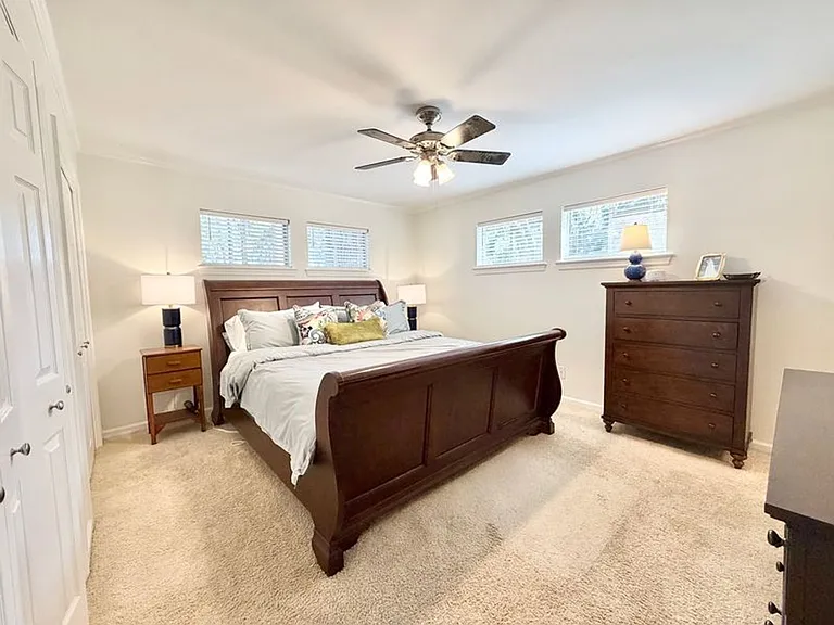 490 Strathy Hall Dr — Photo 13