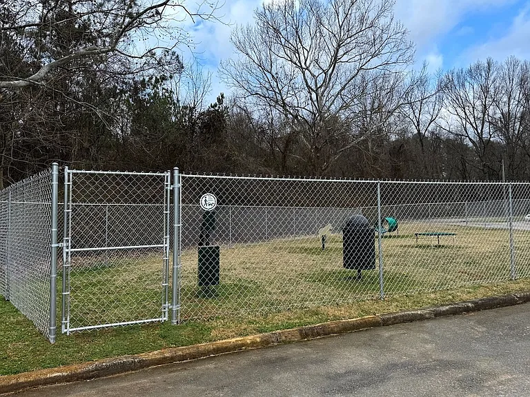 Spring Lake Cove Apartments — Photo 32