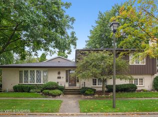 104 W Adams St, Elmhurst, IL 60126