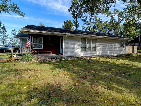 3rd image of 33394 Frantz Dr