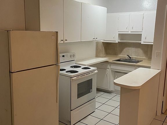 5th image of 6014 Fillmore St #3W