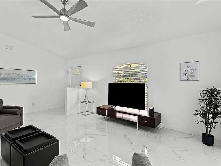 3620 Candia Ave — Photo 8