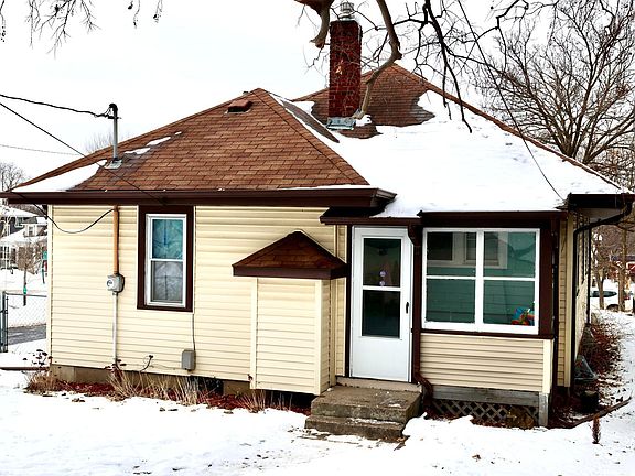 2nd image of 3951 17th Ave S