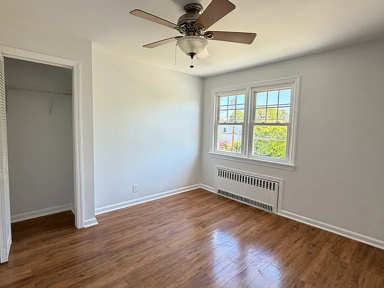 69 La Salle Ave #2 — Photo 14