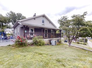 419 Sunset Cir, Canton, NC 28716