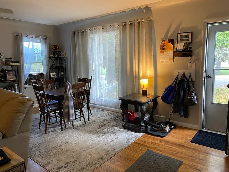 4659 S Fox St — Photo 3