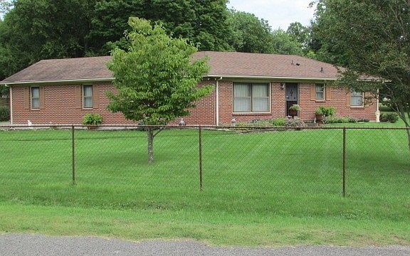 2nd image of 517 Bounty Dr