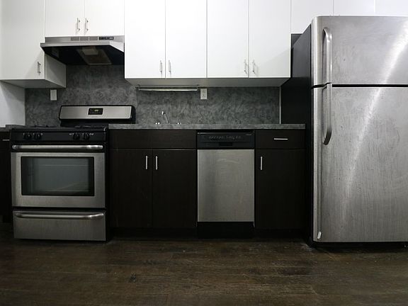 4th image of 296 Harman St #1LL