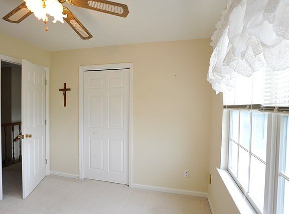 4th image of 3 Garden Ln