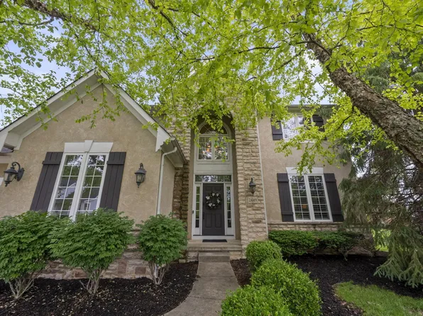 2449 Minnie Ct, Lewis Center, OH 43035