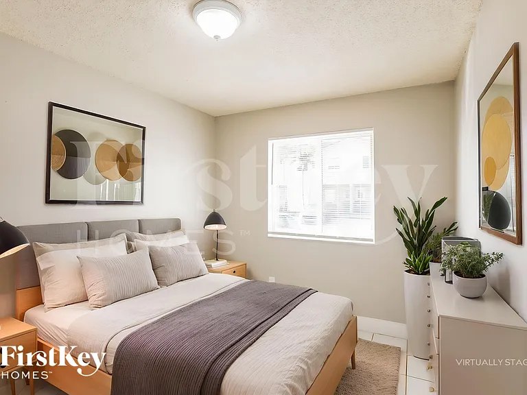 13921 SW 173rd Ter — Photo 11