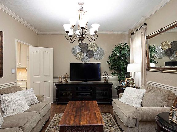 4th image of 1424 Arbor Ct