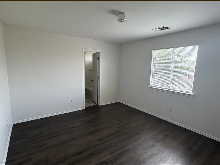 8411 Crinum Lily Dr — Photo 10